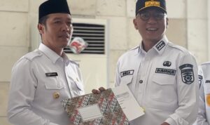 PEMKAB PESISIR BARAT HIBAHKAN TANAH DAN GEDUNG SAMSAT UNTUK TINGKATKAN PELAYANAN PUBLIK